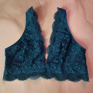 Extra large Victoria’s Secret Teal Lace Bralette